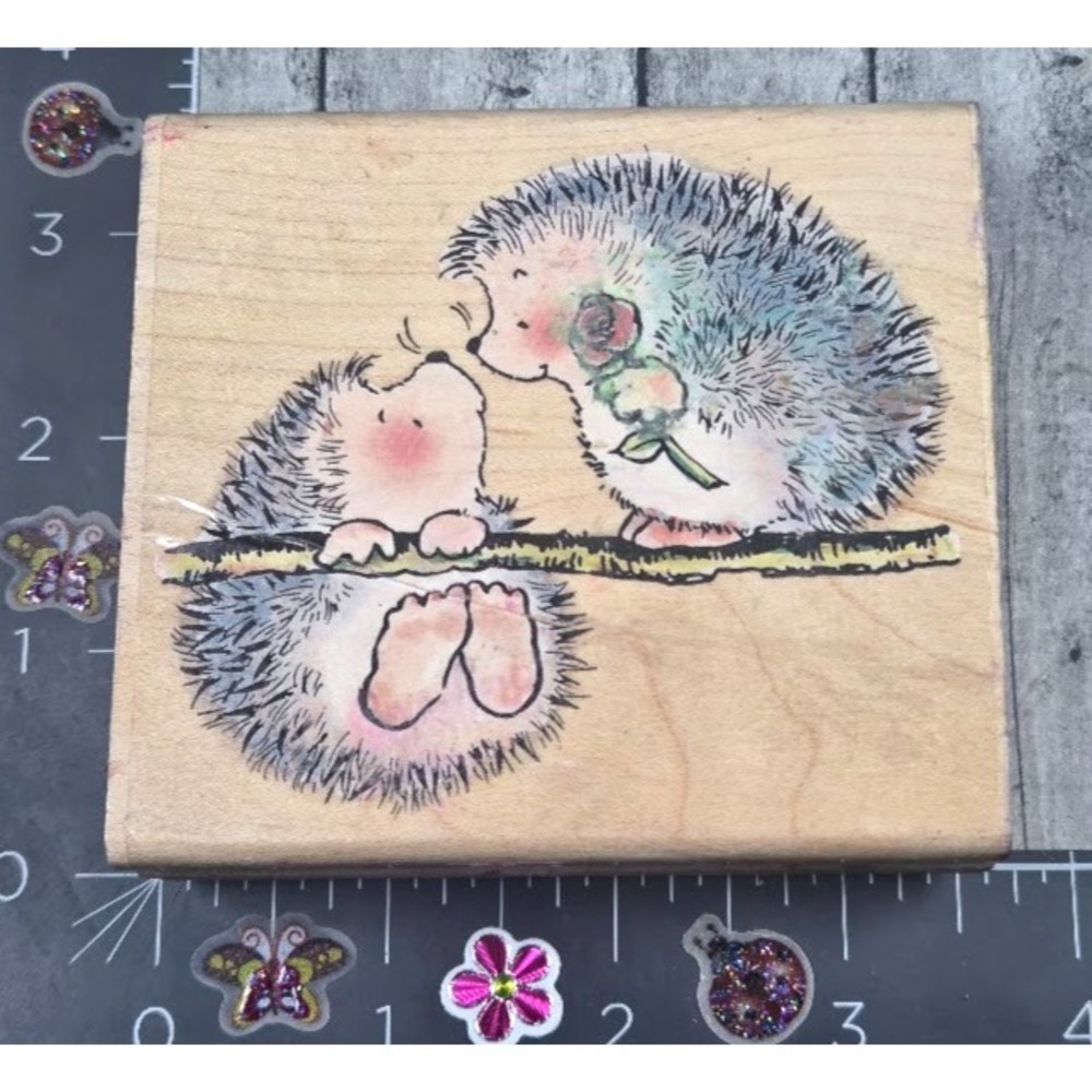Penny Black So Glad To Catch You 1587K Hedgehogs Rose Rubber Stamp Wood #K93